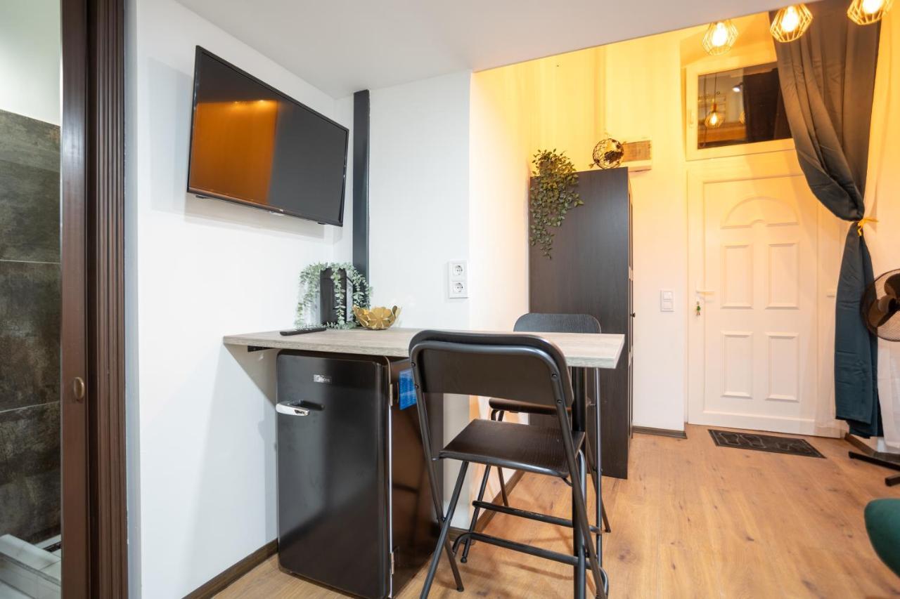 Goblin With Free Private Parking Appartement Budapest