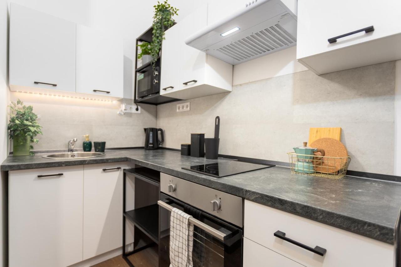 Goblin With Free Private Parking Apartamento